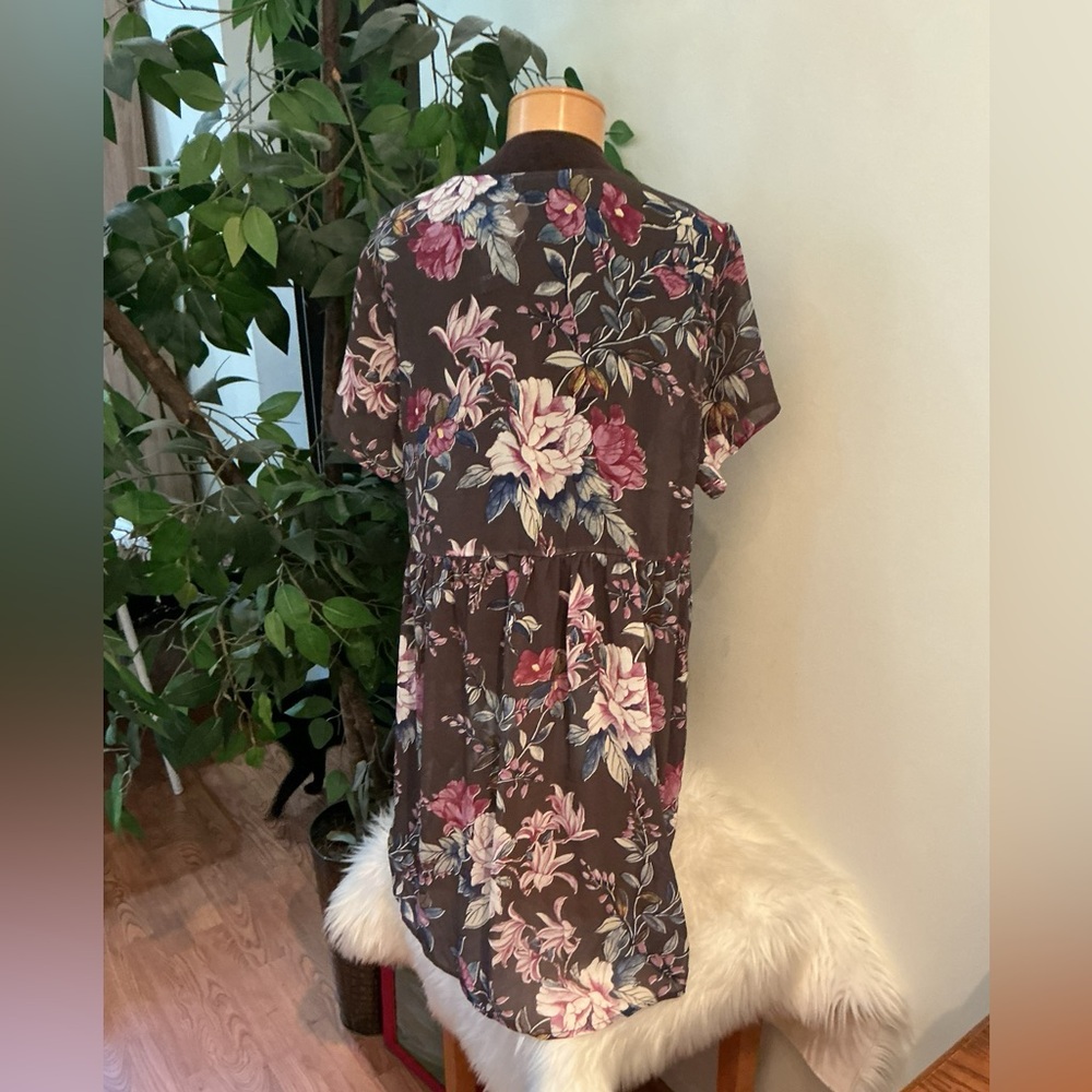 Torrid Lexie Babydoll Hi-Low Floral Chiffon Tunic Top Size 2 New with tags - Picture 3 of 13